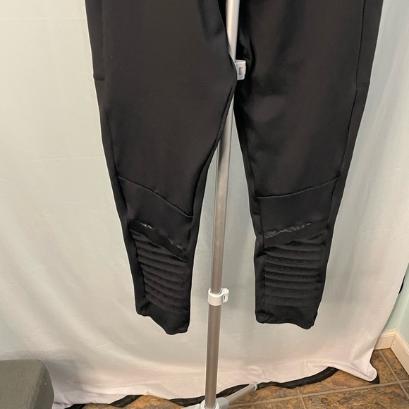 CVG Black Ribbed Leggings MOTO size large - Picture 7 of 8